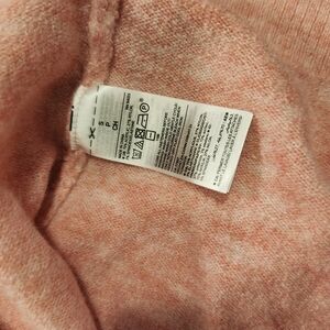 Women's Pink Sweater